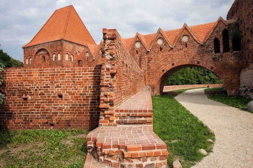 Torun: Old Town Highlights Private Walking Tour