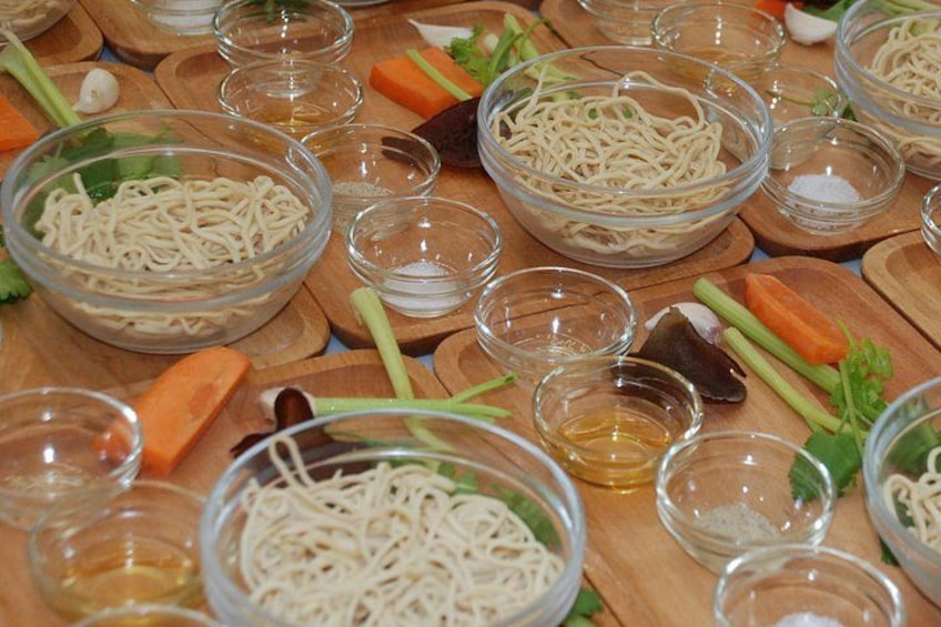 Xiao Long Bao, Chicken vermicelli with mushroom and sesame oil, Tofu strips salad, Bubble milk tea. Taiwan Traditional Delicacies Experience-A (Taipei Cooking Class) 1