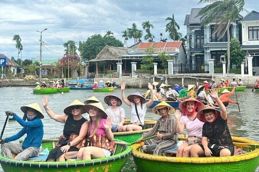 Hoi An Riverside Cooking Class(Local market,Basket Boat,Fishing) 5