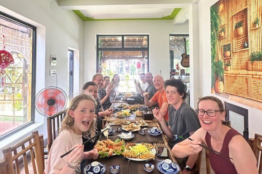 Hoi An Riverside Cooking Class(Local market,Basket Boat,Fishing) 2