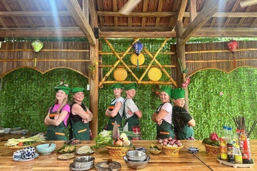 Hoi An Riverside Cooking Class(Local market,Basket Boat,Fishing) 4