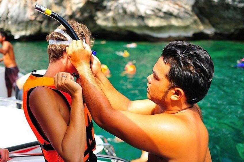 Angthong National Marine Park by Speed Boat with Snorkeling & Kayaking 3