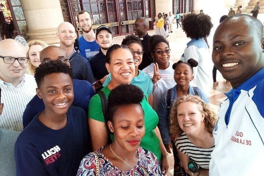 1.5-Hours Basilica and Yamoussoukro Tour with English Guide 4