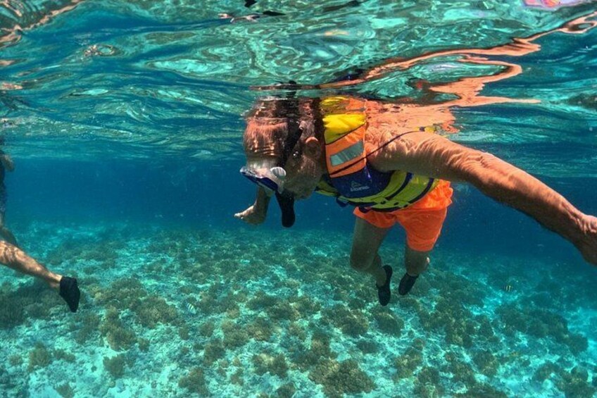 Gili Island Exclusive Private Snorkeling Underwater Escape 5