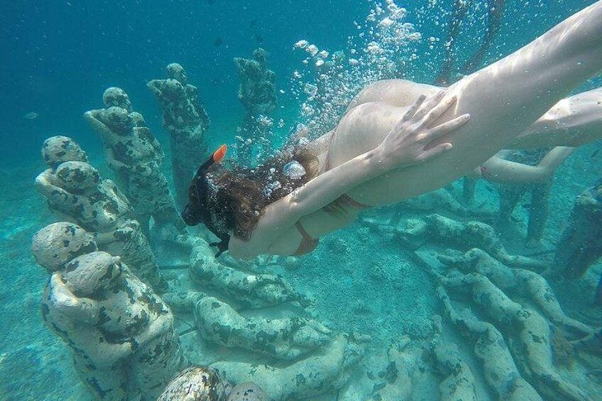 Gili Island Exclusive Private Snorkeling Underwater Escape 1