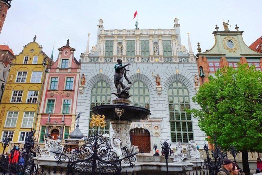 Private Shore Excursion: Highlights of Gdansk with visit Oliwa Cathedral 3