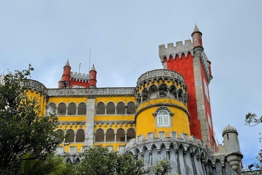 Lisbon: Sintra Half-Day Guided Tour with Pena Palace Tickets 3