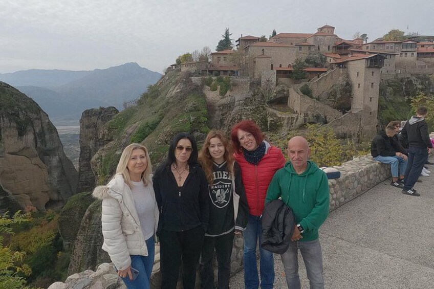 Guided all day tour to Meteora rocks & Monasteries 4