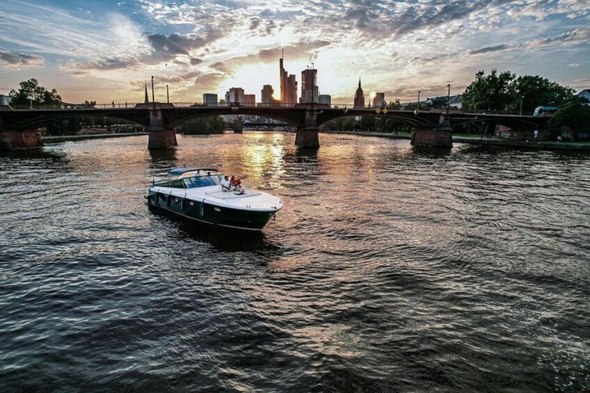 Yacht Tour in Frankfurt for up to 12 Guests 2