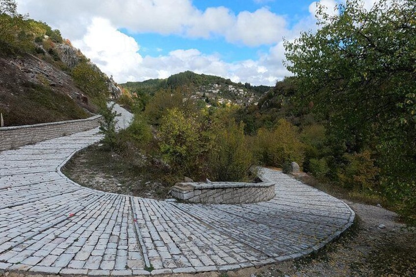 Guided all day tour in Central Zagori villages 2