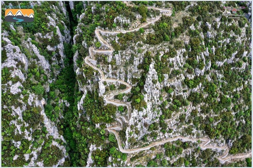 Guided all day tour in Central Zagori villages 3