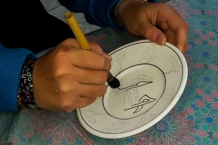 Moroccan-Workshop-potery-ceramics-fes 2