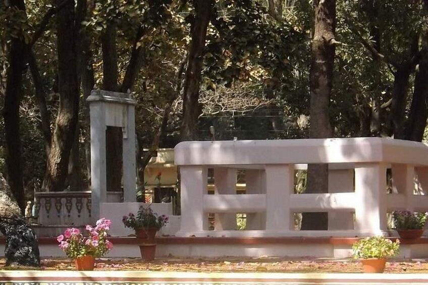 Santi Niketan SLW 2