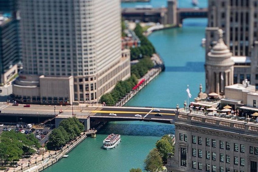 Chicago Sightseeing River and Lake Cruise 2