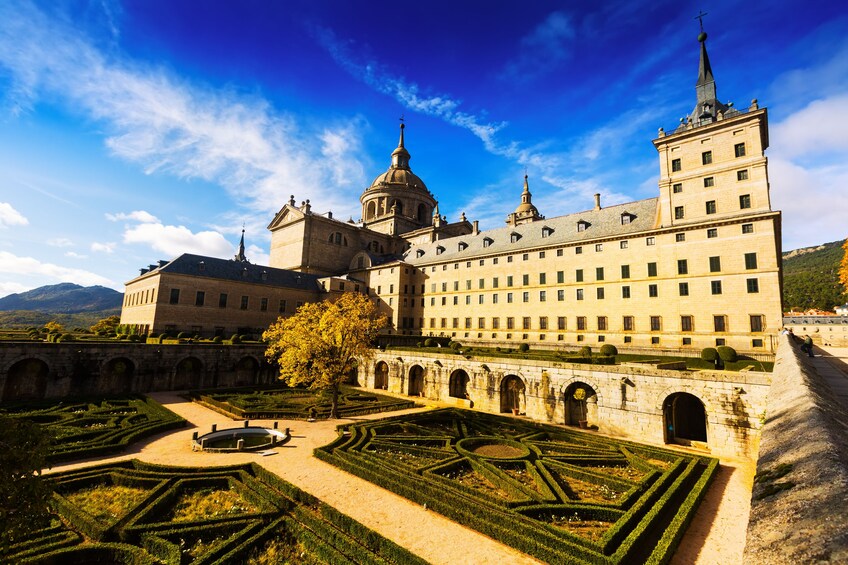 Private tour to Avila, Segovia & Escorial