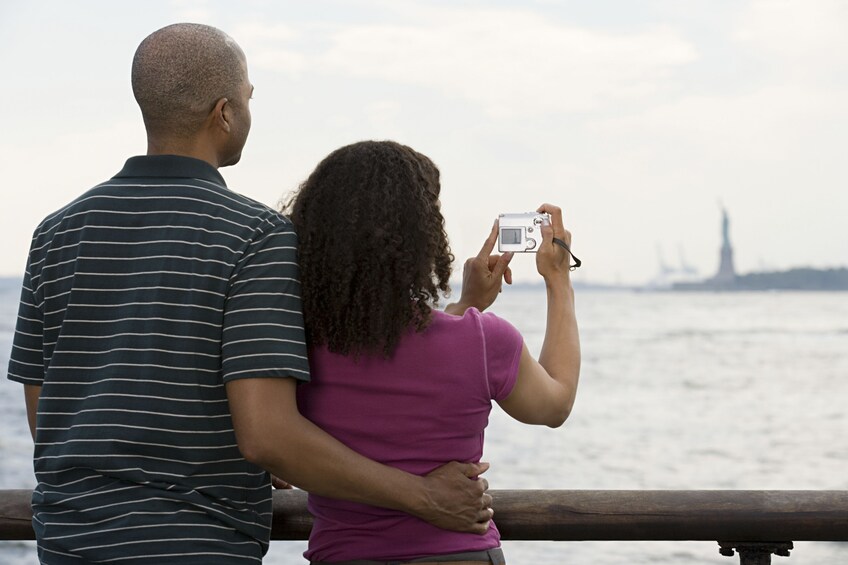 New York: Statue of Liberty Private Tour for Families