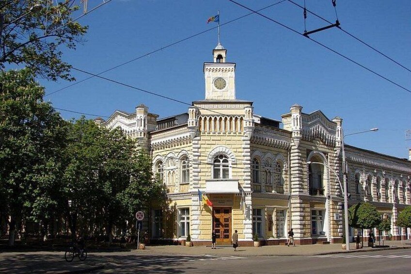 Private Cherry Liqueur Tour from Chisinau 1