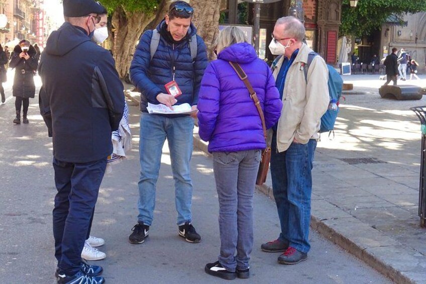 Markets and Monuments: Walking Tour in the Center of Palermo 4