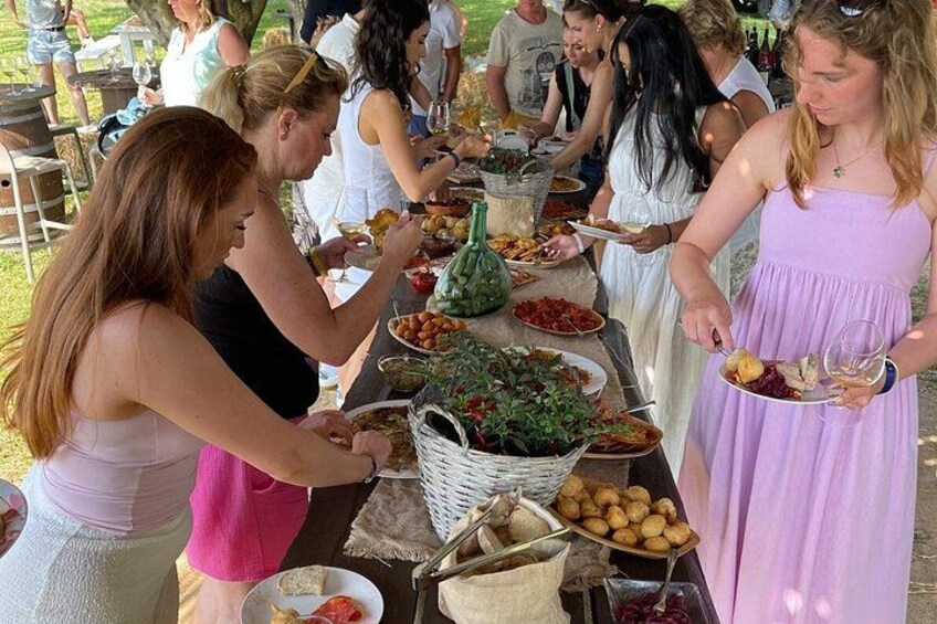 Wine and food tasting 2