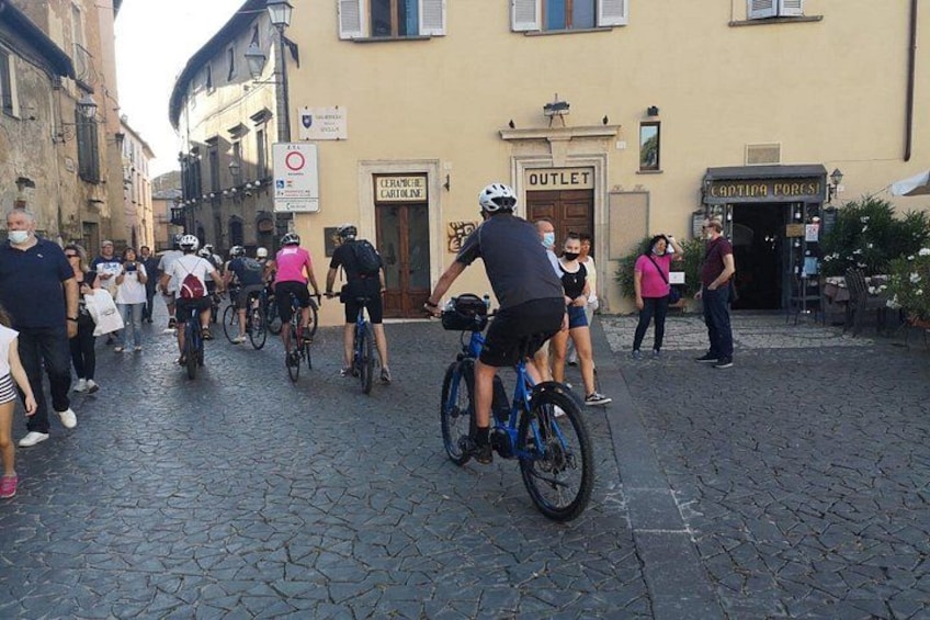 E-bike tour in Orvieto in small group: history, culture with lunch or dinner 2