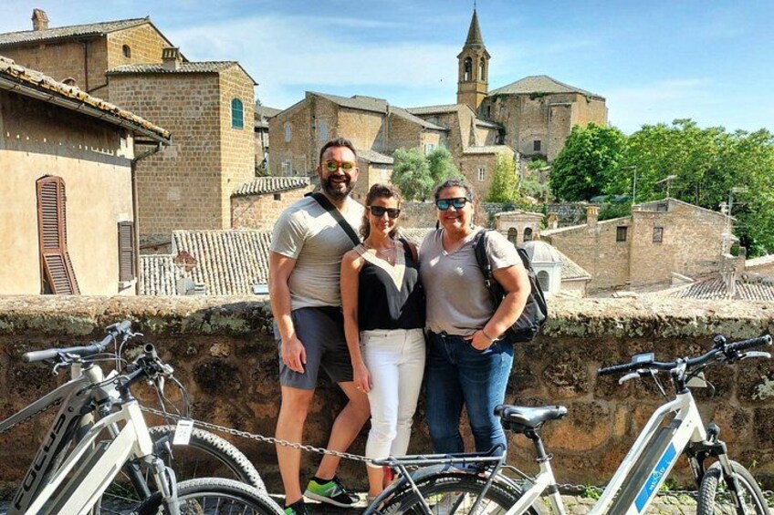 E-bike tour in Orvieto in small group: history, culture with lunch or dinner 2