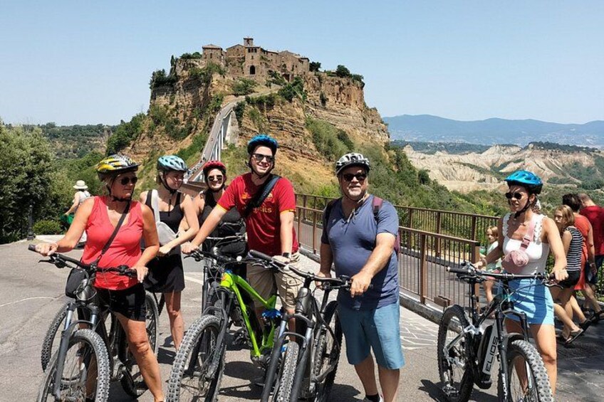 Small Group E-bike Experience from Orvieto to Civita with Lunch 2
