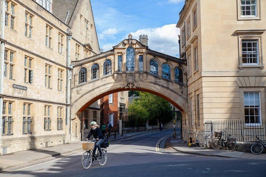 Extended: Oxford University & City Tour With Christ Church 2