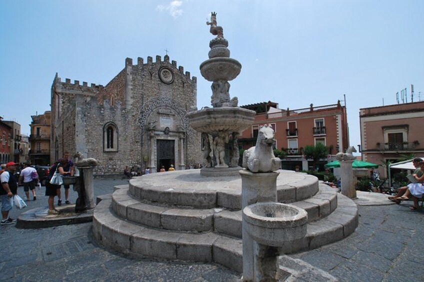 Sicily private shore excursion - Etna and Taormina with personal driver 4