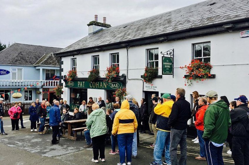 Walking Tour of The Quiet Man Film Locations in Cong 1