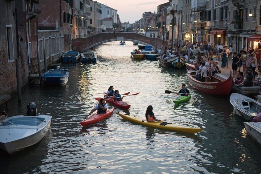 Real Venetian Kayak - Tour of Venice Canals with a Local Guide 5