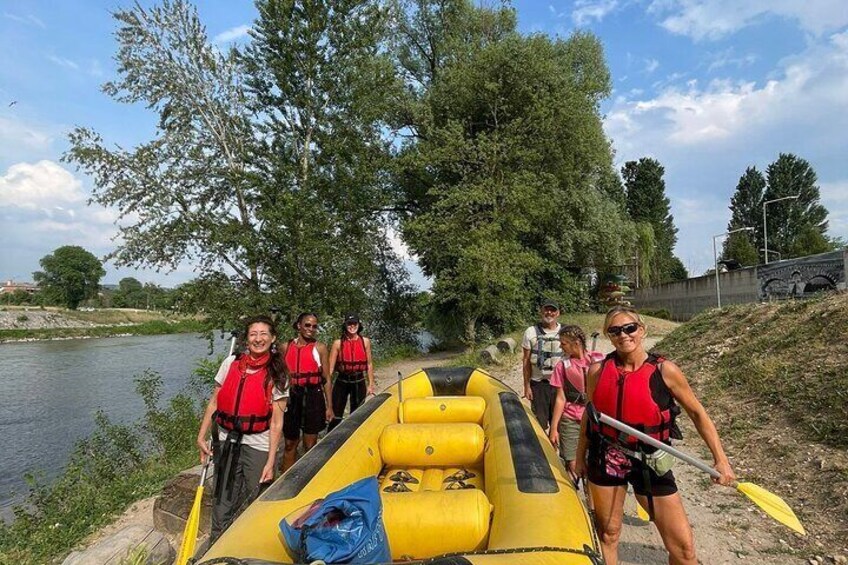 Soft-rafting at sunset and aperitif in Piazza Erbe