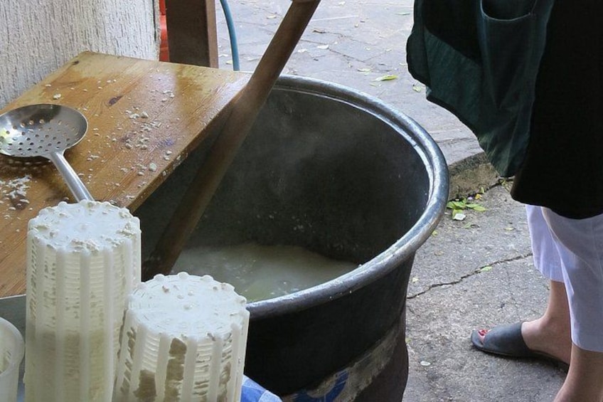 Troodos Mountains Halloumi Making: All Inclusive Workshop & Tour 3