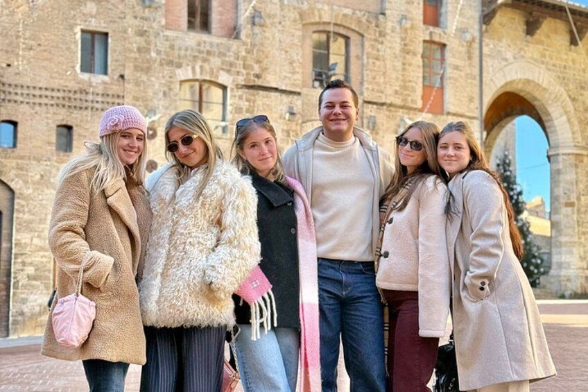 Tuscany Vespa & Wine Tour, lunch, medieval villages, wine tasting 3