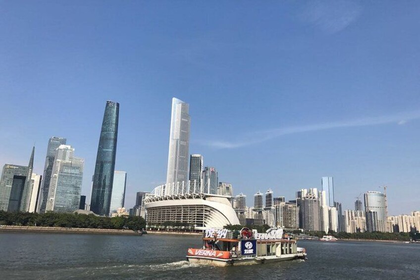 Private VIP Guangzhou Full-day Tour: Canton Tower Lunch, Night Cruise and More