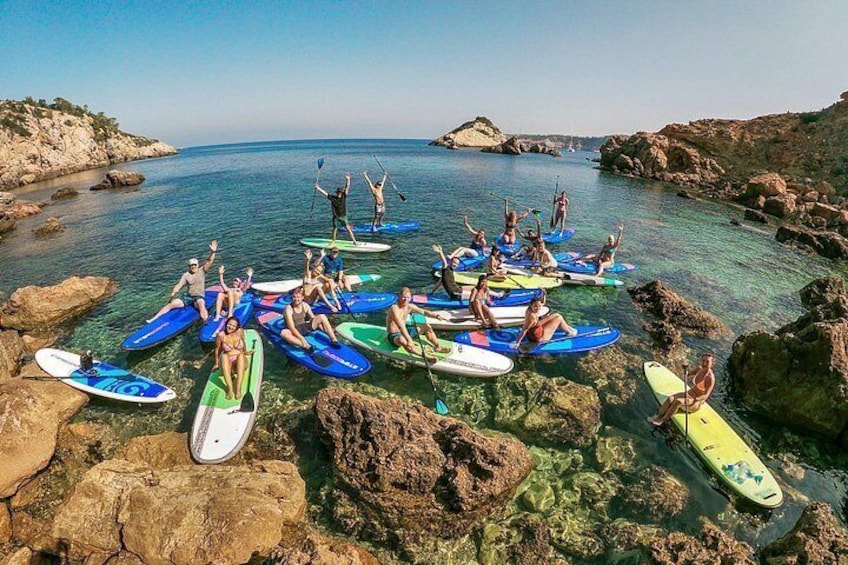 Discover the best corners of the island in paddle surf 2