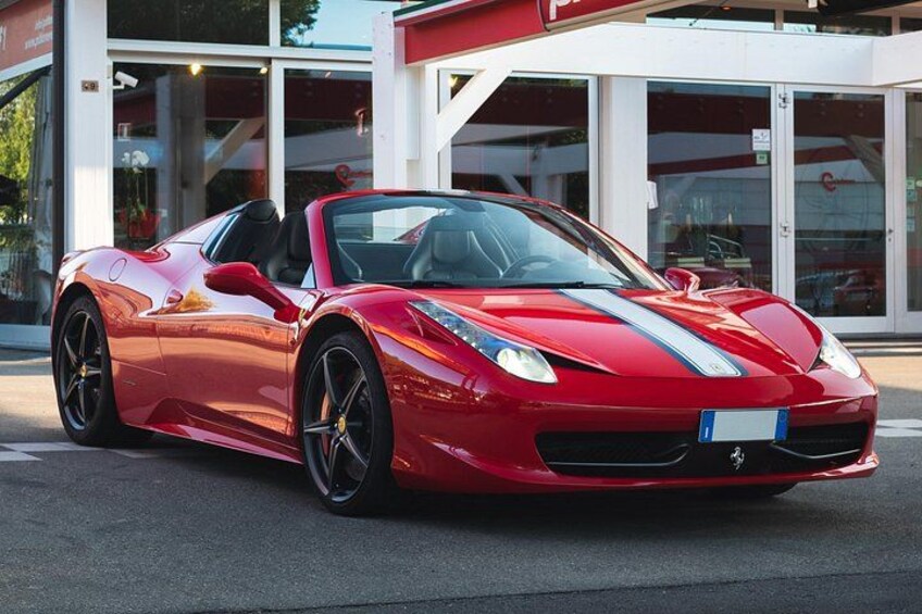 Ferrari 458 Spider Road Test Drive 4