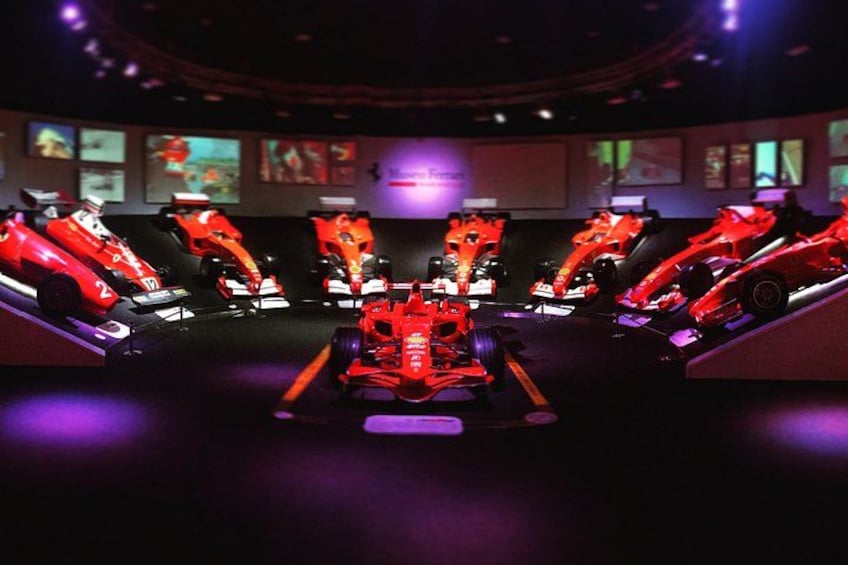 Black&Red:Lambo Museum,Ferrari Factory,Ferrari Museum,Lunch,Private transport 1