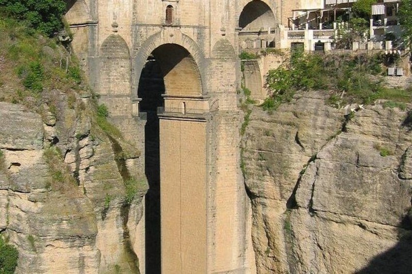 Private Tour to Ronda and white village of Setenil from Cordoba 5