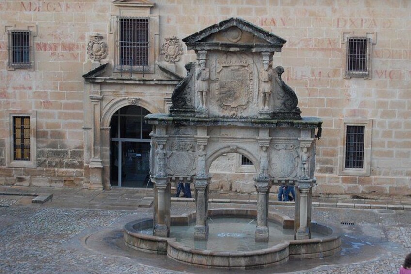 Úbeda and Baeza private tour in a day from Córdoba with tickets. 3