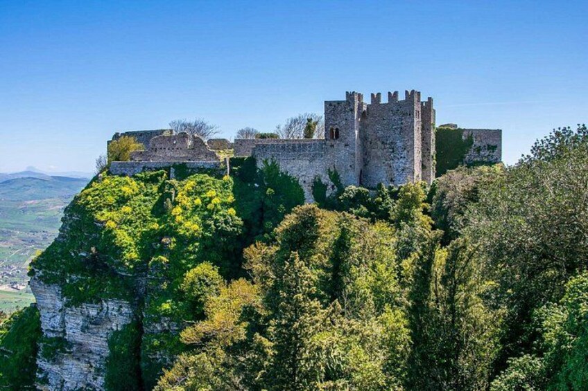 Tour from Palermo to Segesta, Erice, Trapani salt pans 3