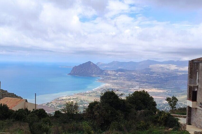 Discover Segesta, Erice, Trapani and Paceco Salt Pans Natural Reserve from Palermo, Private Tour