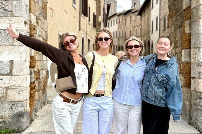 Horseback Ride, visit S.Gimignano, Lunch wine Tasting &much more 4