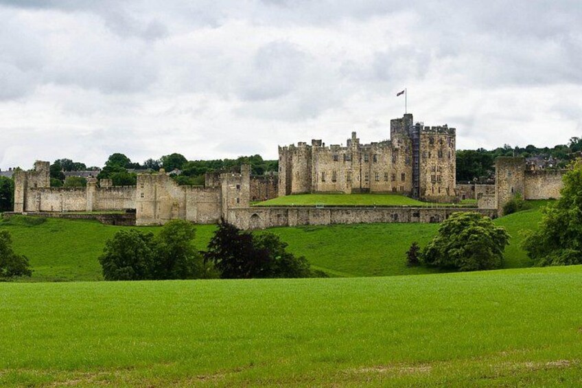 Cruise excursion / Private Tour: Wizard's Tale at Alnwick Castle 4