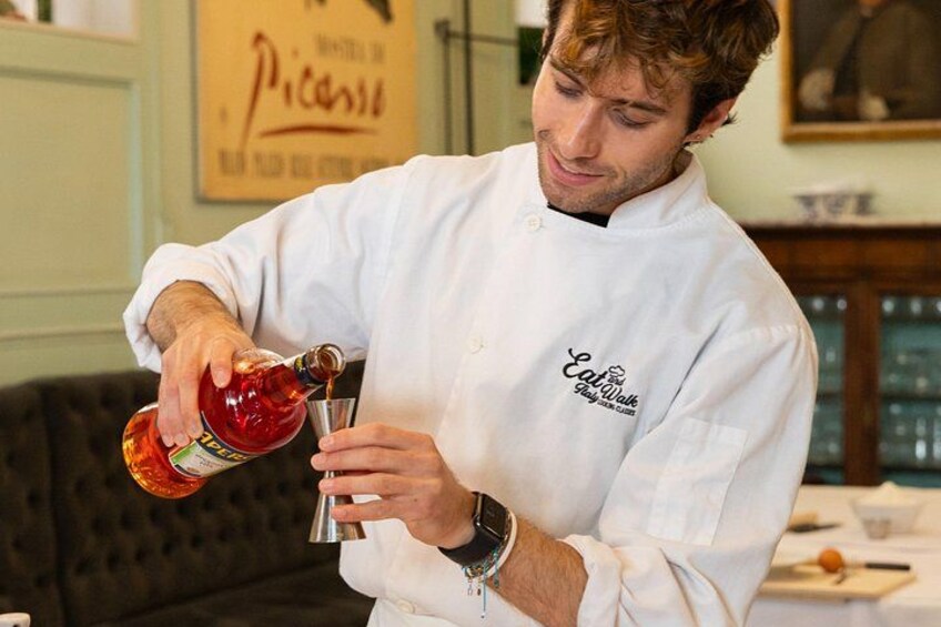 Our chef preparing the perfect Aperol Spritz. 2