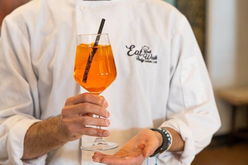 The Aperol Spritz in ready! 4