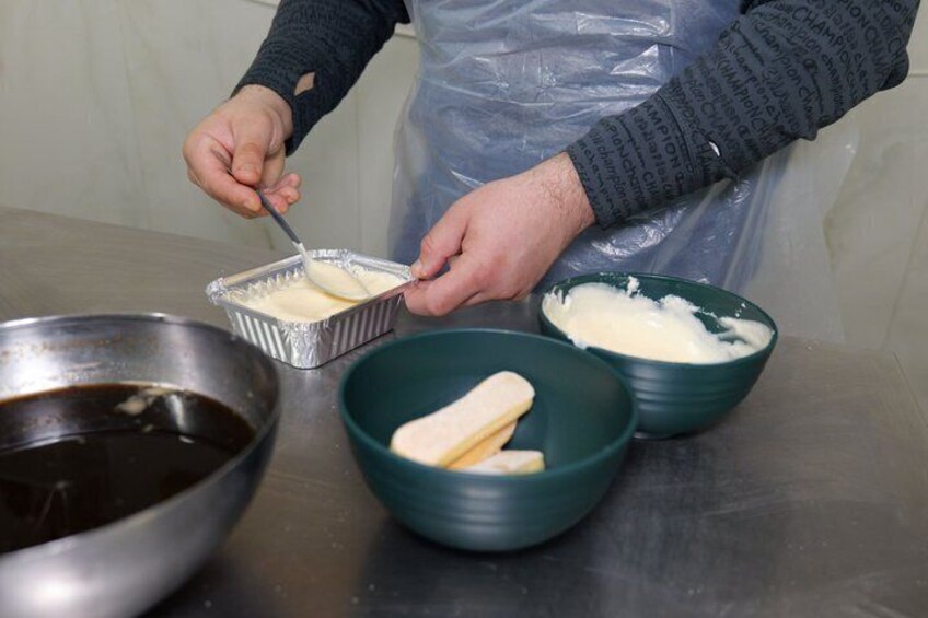 Naples Official Pizza Making Class & Tiramisu Cooking class 2