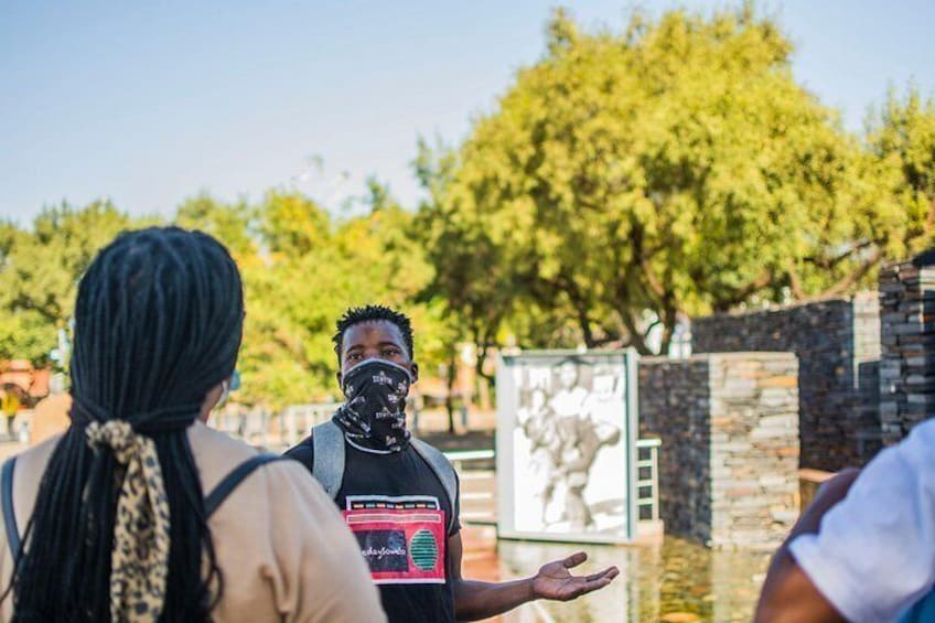 Soweto Cultural Walking Tour with Lunch 3