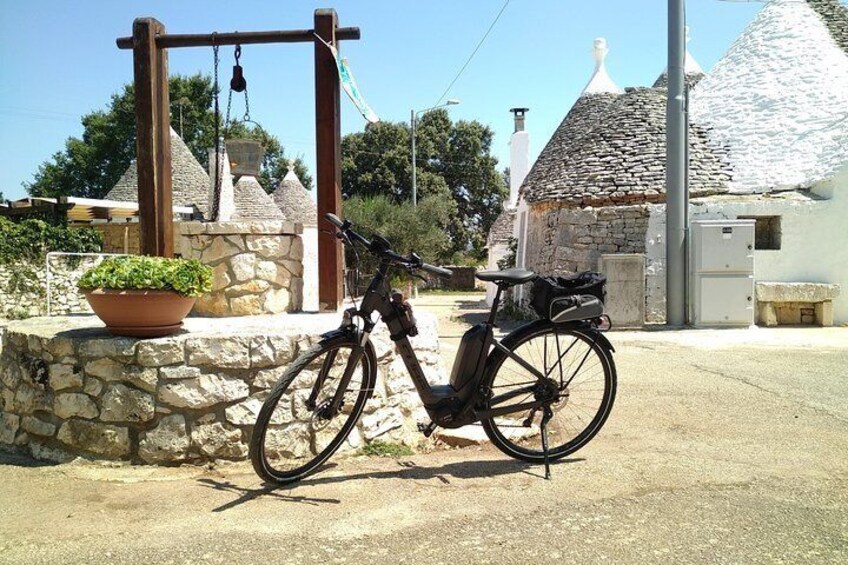 Smart & easy ebike tour in the Itria Valley: Martina Franca - Locorotondo