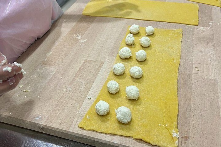 Ravioli's filling. 4