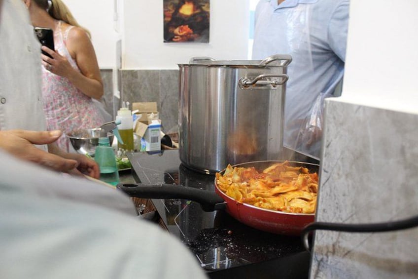 Cooking the sauce. 2